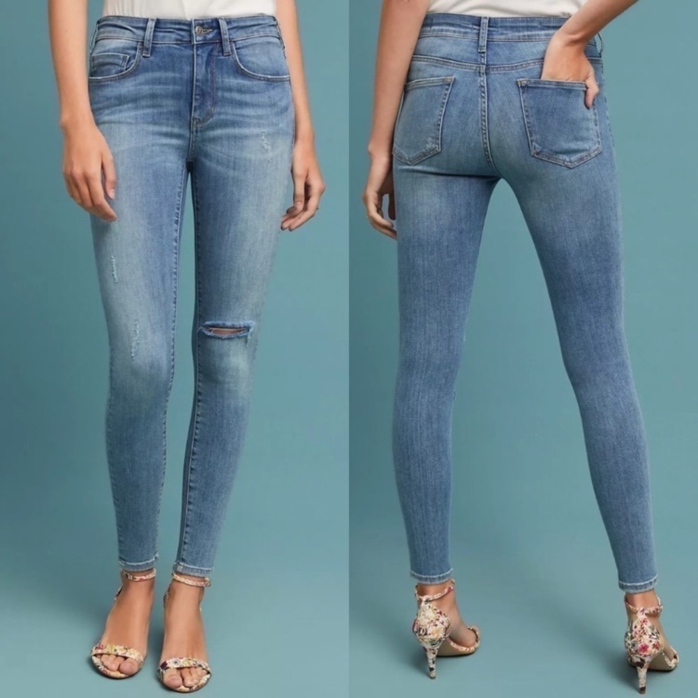 ANTHROPOLOGIE Pilcro and the Letter Press distressed high rise skinny jeans.